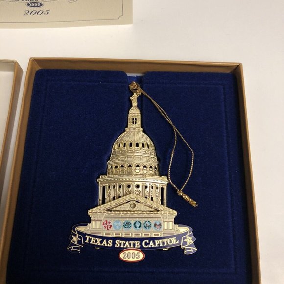 2005 TEXAS CAPITOL ORNAMENT – Texas State Capitol - Box & Pamphlet - Picture 8 of 8